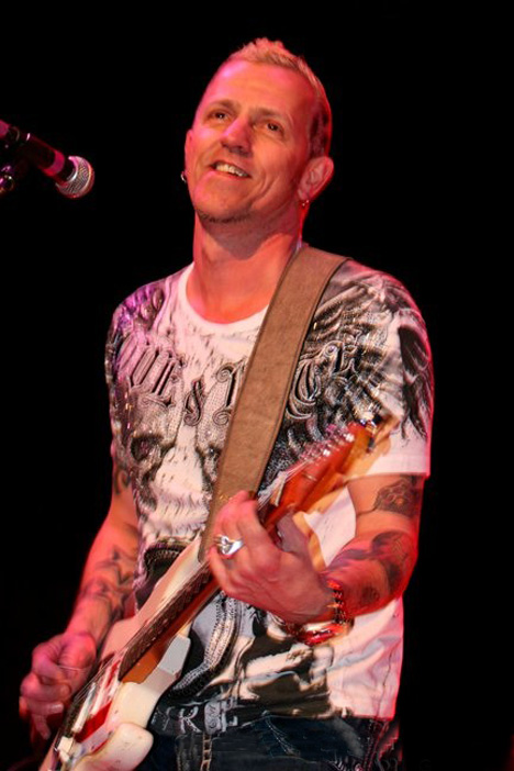 photographs of bands